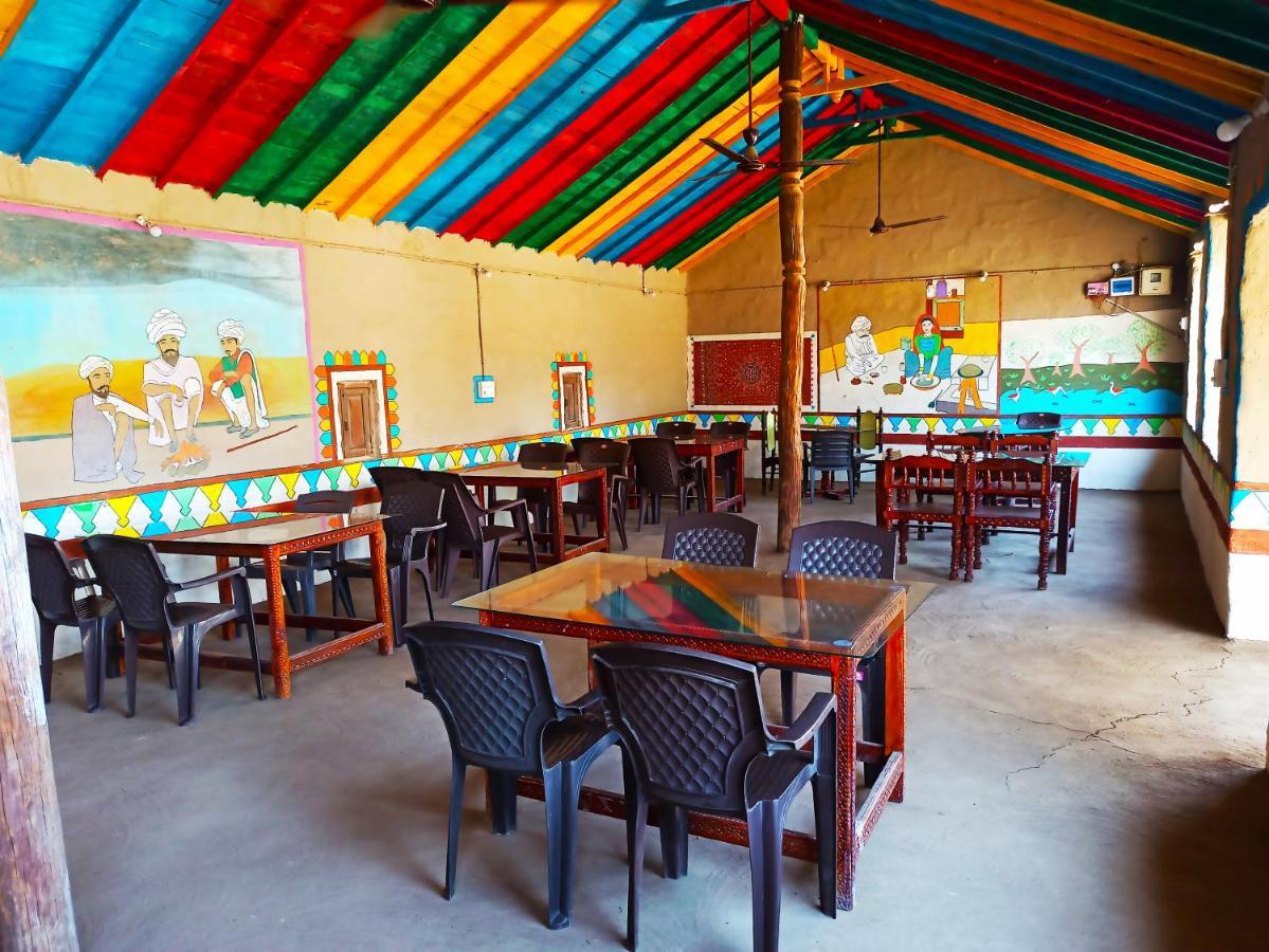 Kutir Craft Village Resort Bherandiāla 外观 照片