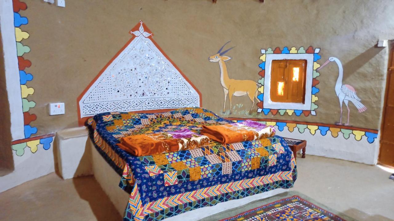 Kutir Craft Village Resort Bherandiāla 外观 照片