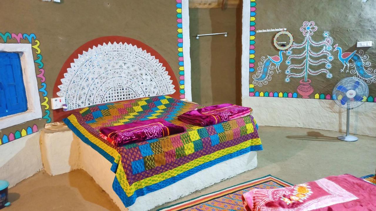 Kutir Craft Village Resort Bherandiāla 外观 照片