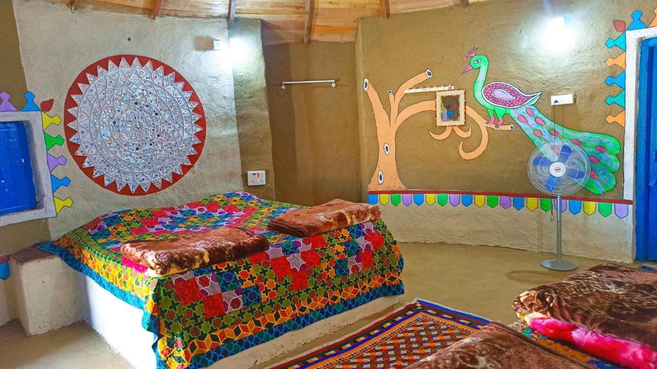 Kutir Craft Village Resort Bherandiāla 外观 照片