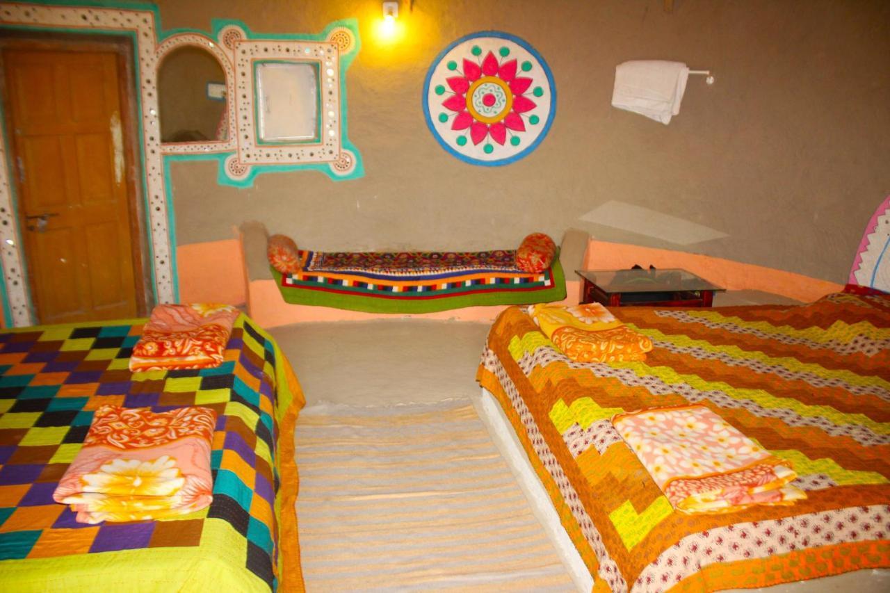 Kutir Craft Village Resort Bherandiāla 外观 照片