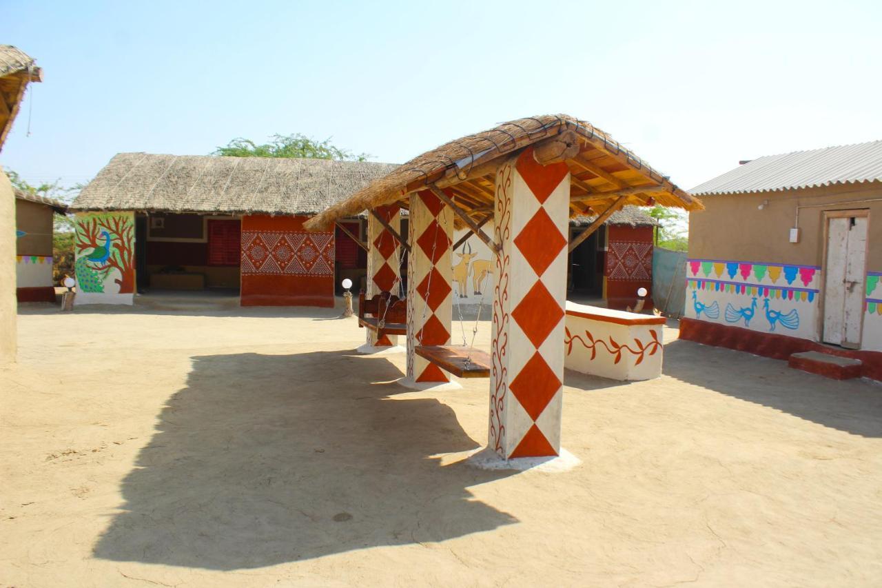 Kutir Craft Village Resort Bherandiāla 外观 照片