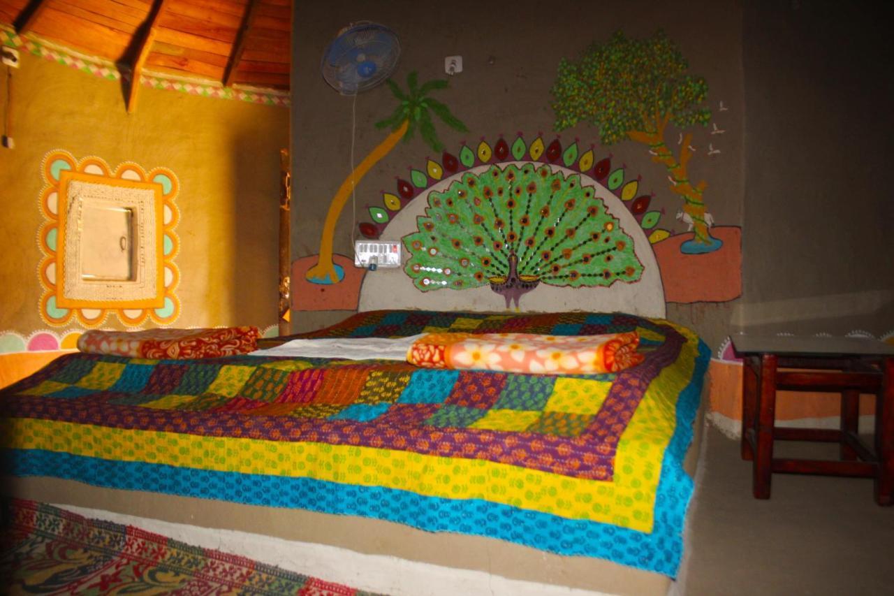 Kutir Craft Village Resort Bherandiāla 外观 照片