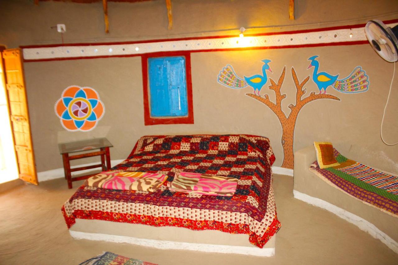 Kutir Craft Village Resort Bherandiāla 外观 照片